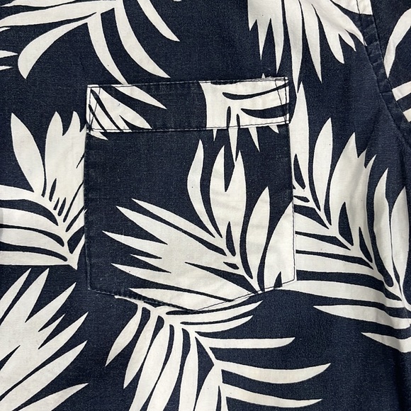 Vanishing Elephant Floral Short Sleeve Shirt Mens US M - Picture 2 of 7